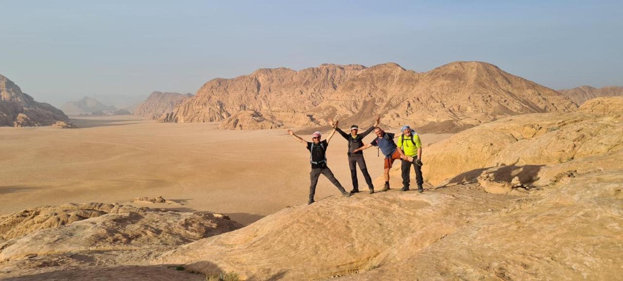 فندق Star Guide Luxury Camp وادي رم المظهر الخارجي الصورة